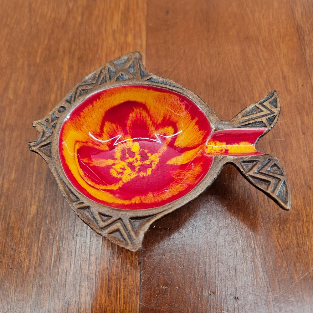 Treasure Craft Fish Ashtray Ceramic Red Yellow‎ Glaze MCM Retro Small Decor